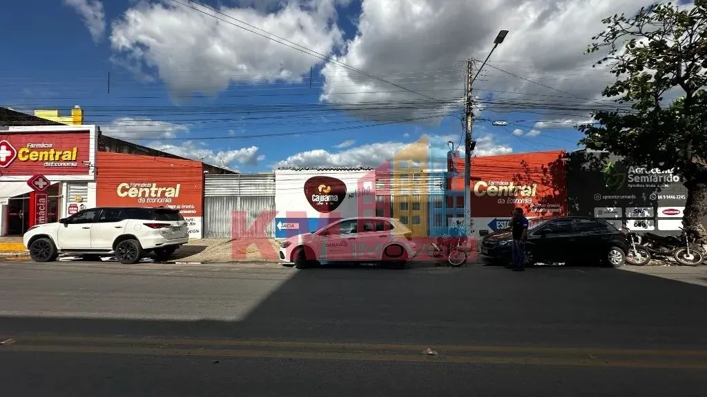 LOCAÇÃO! Terreno com fundos correspondente no Centro de Mossoró - RN