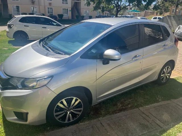 Honda Fit LX 2014/15 1.5 Automático CVT Baixa Km Completo