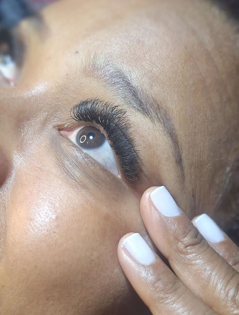 Extensão de Cílios/ Lash Designer  - Foto 4