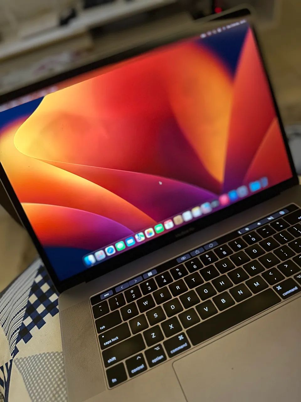 MacBook Pro 15? 2017 - Perfeito Estado | i7 Quad-Core | 16GB RAM