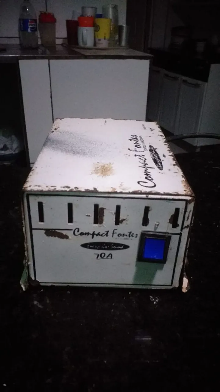 Fonte Compacta 70A para Equipamentos de Som para som de carro e caixa Bob