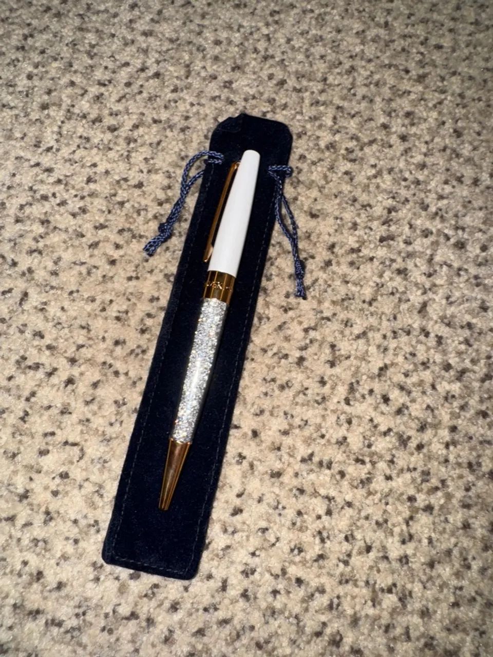 Caneta de luxo com cristais - Foto 2
