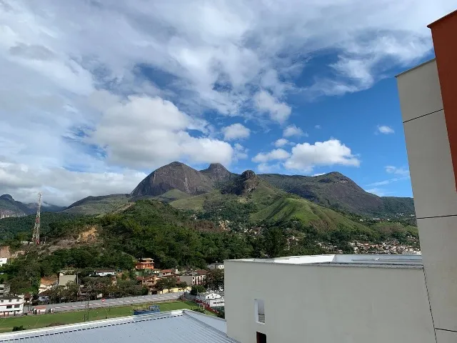 Apartamento com 2 quartos em Corrêas