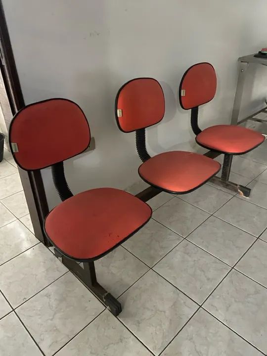 Vendo conjunto de cadeiras 