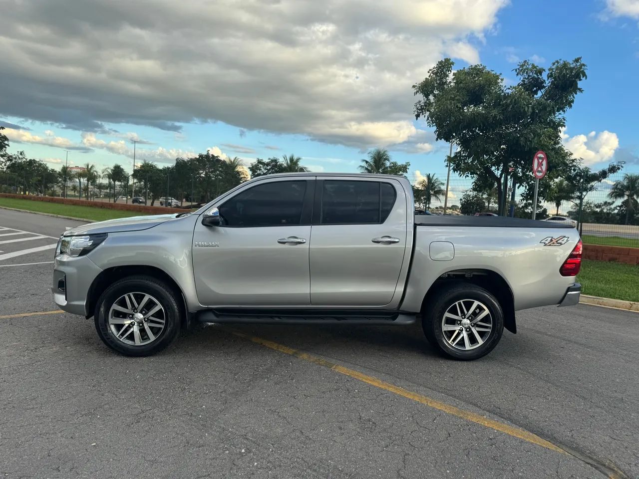 Hilux SRV 4x4 Diesel Aut. 2020 único dono - Foto 5