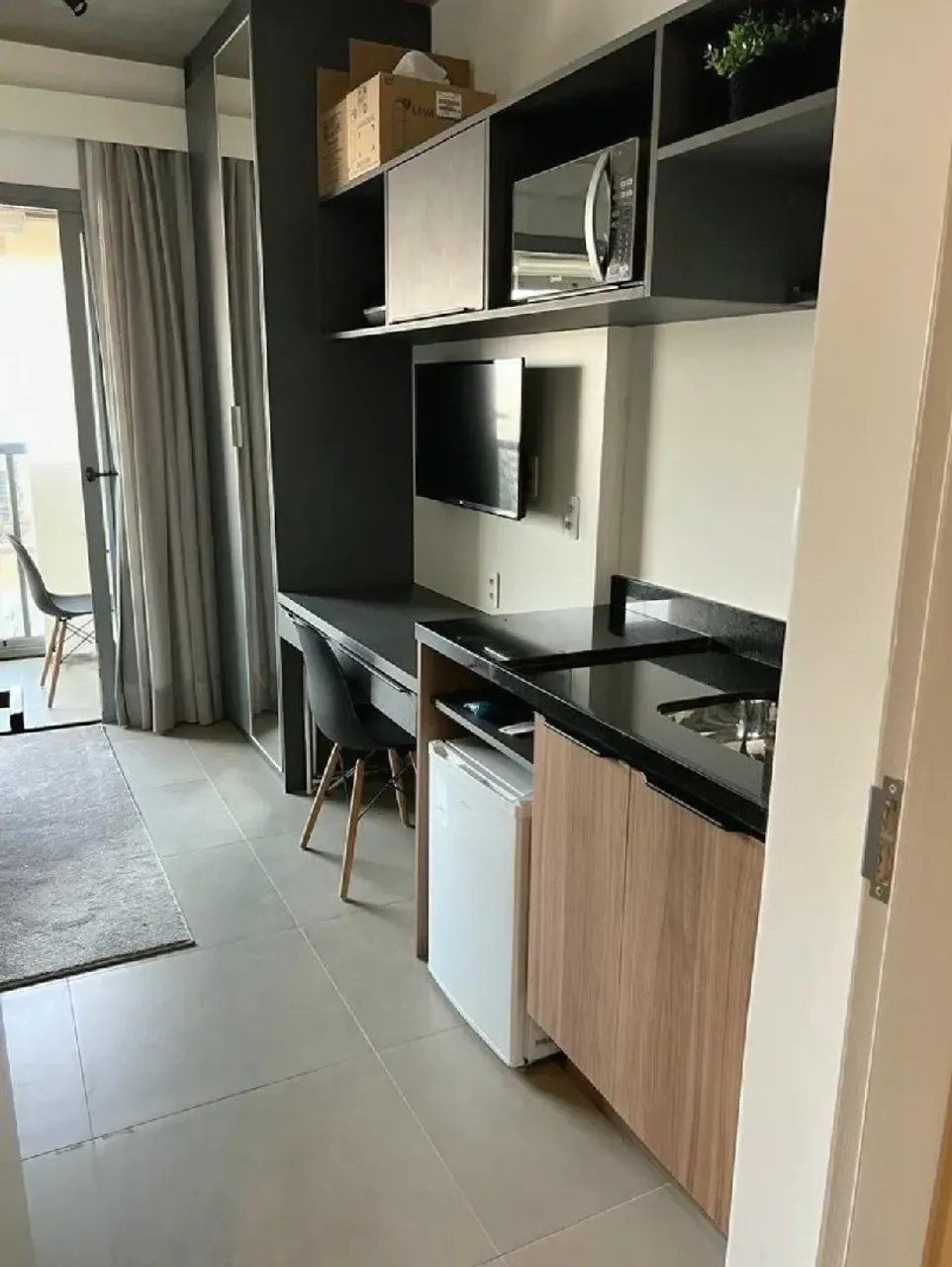 Studio com 21 m², Alameda Lorena á dois quarteirão da Oscar Freire , demanda alta de Locaç