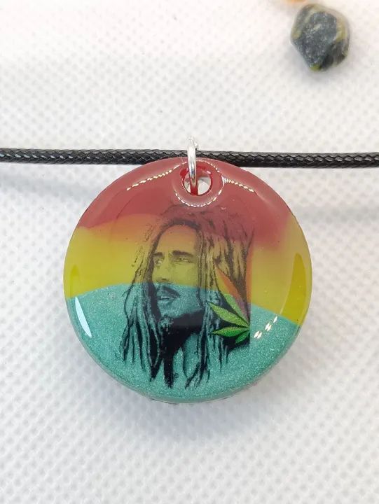Colar Pingente Reggae Rasta Bob Marley - Foto 2