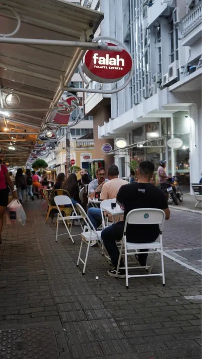 VENDO PONTO PARA LANCHONETE MOBILIADO NA VIDAL RAMOS