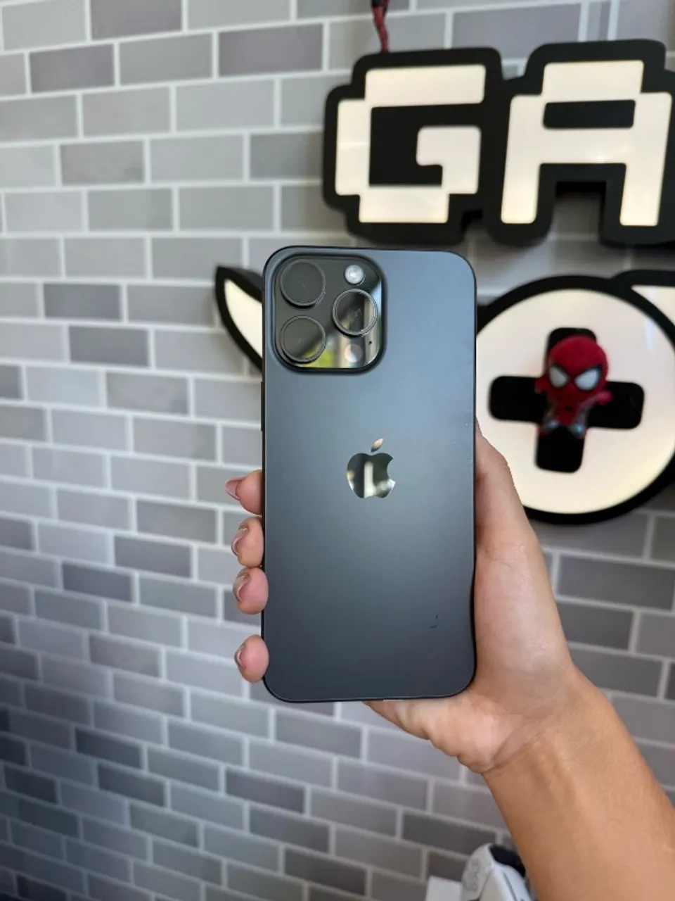 iPhone 15 Pro Max 512GB SEMI NOVO COM GARANTIA