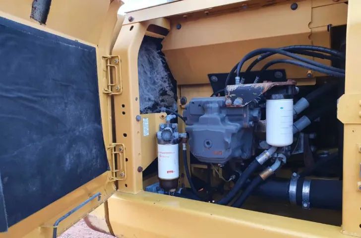 Escavadeira Hidraulica Komatsu 2015 - Foto 2