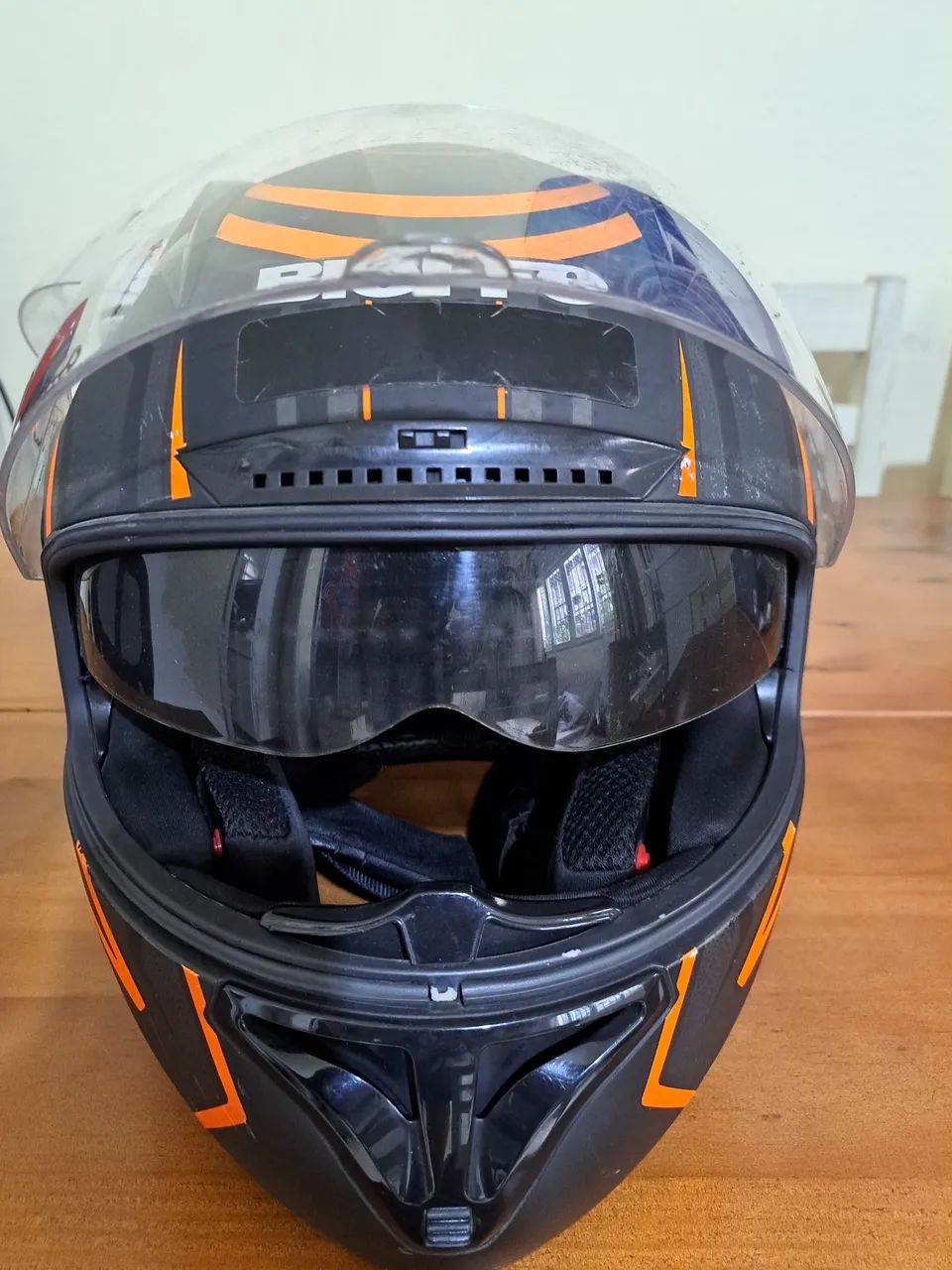 2 Capacetes Tamanho 56+ 2 pares de luva - Foto 2