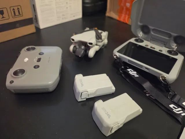 MINI 3 STANDARD - 2 CONTROLES, 2 BATERIAS