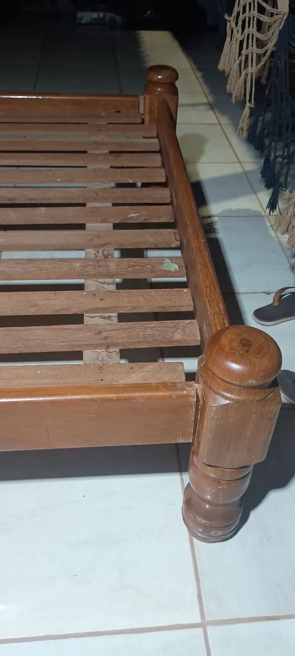 Cama de madeira( sem colchão) - Foto 4