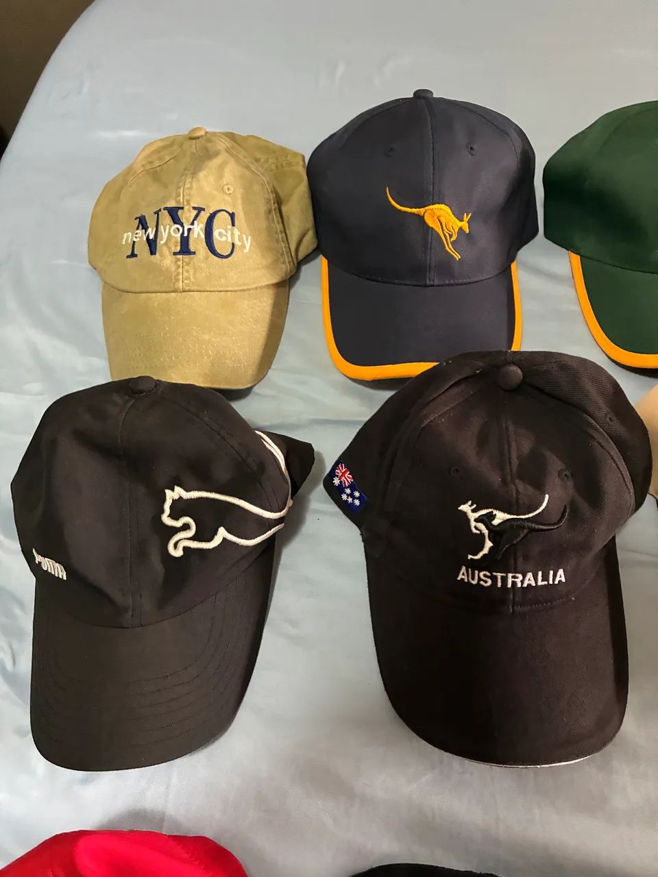 Vendo cada boné por 35 reais  - Foto 3
