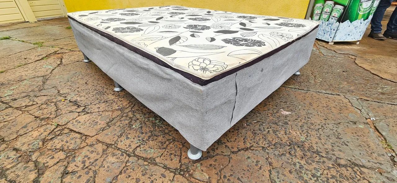 cama box casal padrão espuma 5cm bem conservada ENTREGA GRÁTIS  - Foto 5