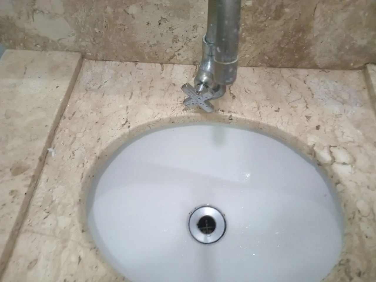 Pia com bancada  - Foto 4