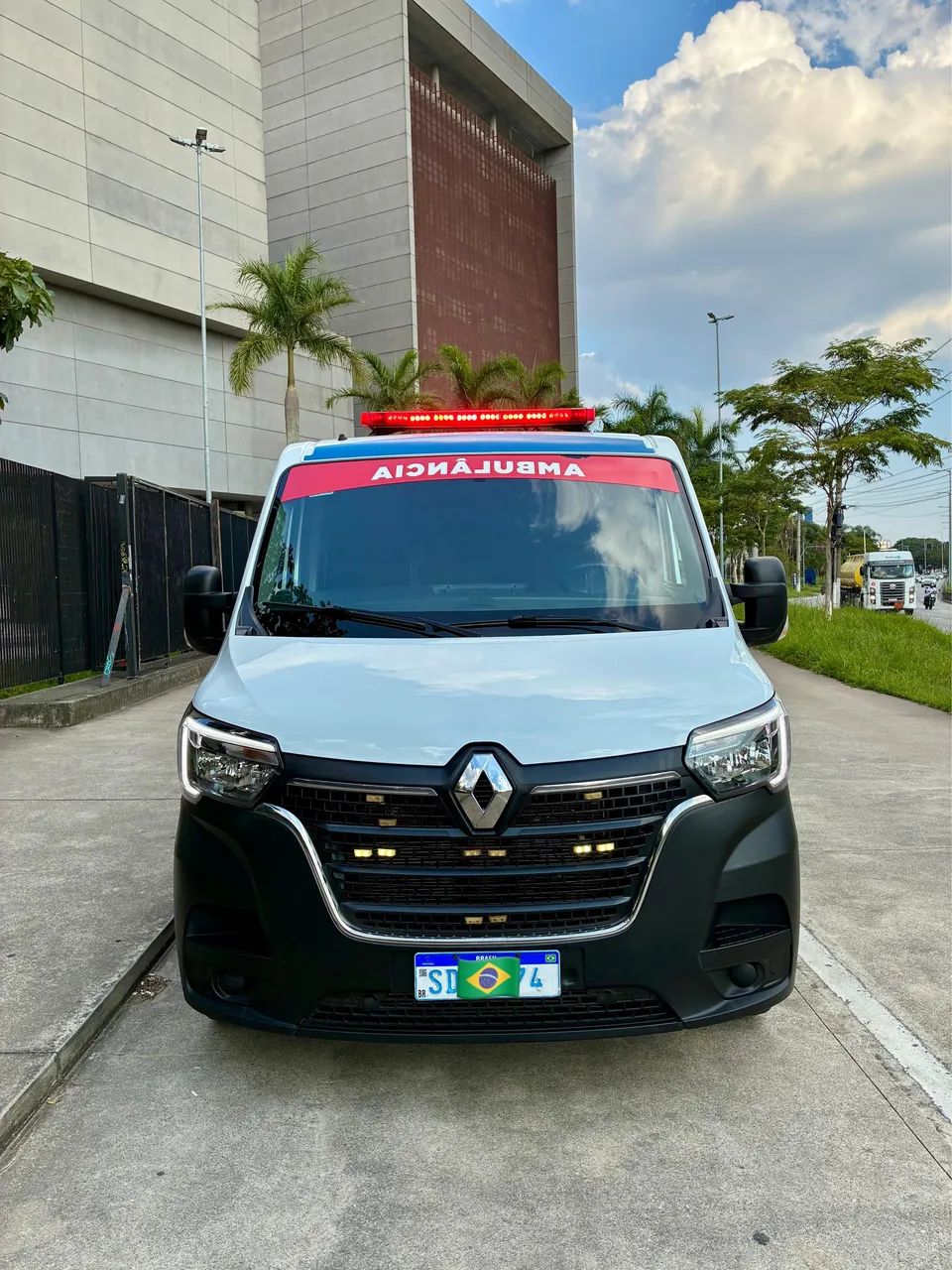 Renault Master 2023