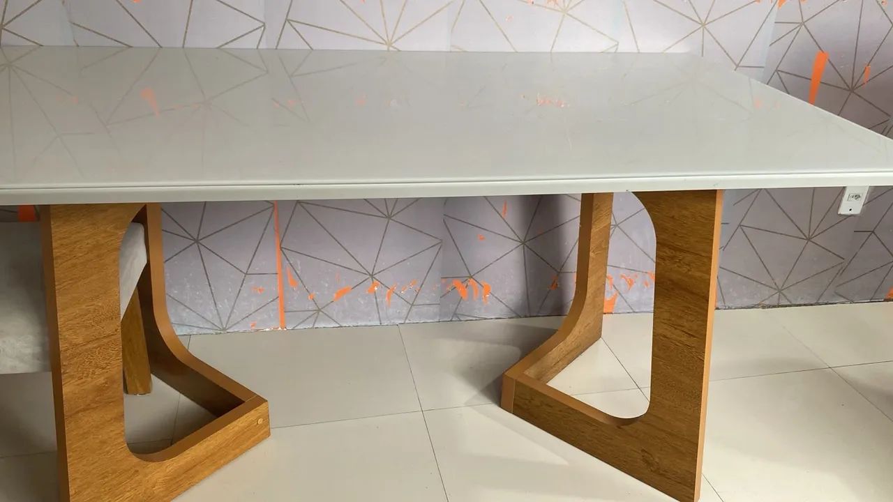 MESA SEM MARCA DE USO  - Foto 2