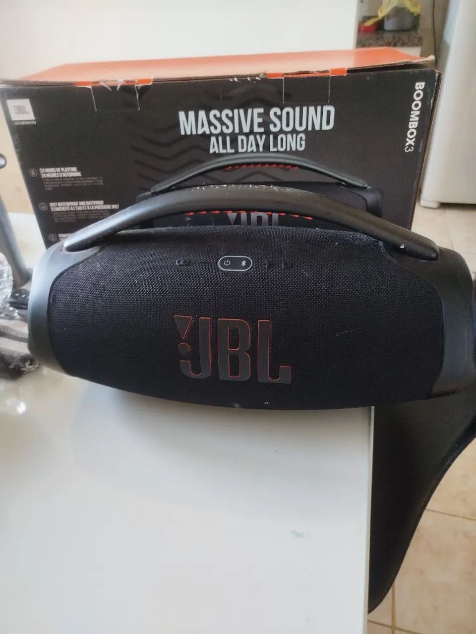 Caixa de Som JBL BomBox 3
