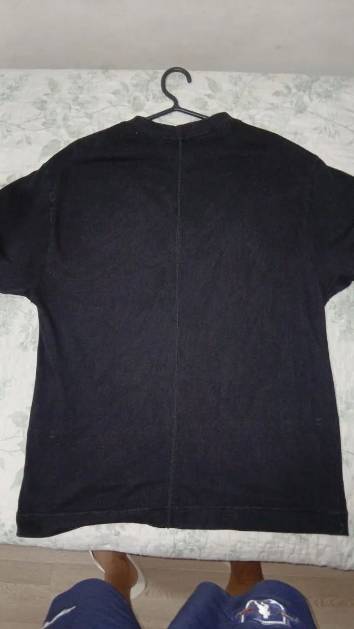 Camiseta barra preta e boa para o dia dia!que combina com qualquer ocasião! - Foto 2