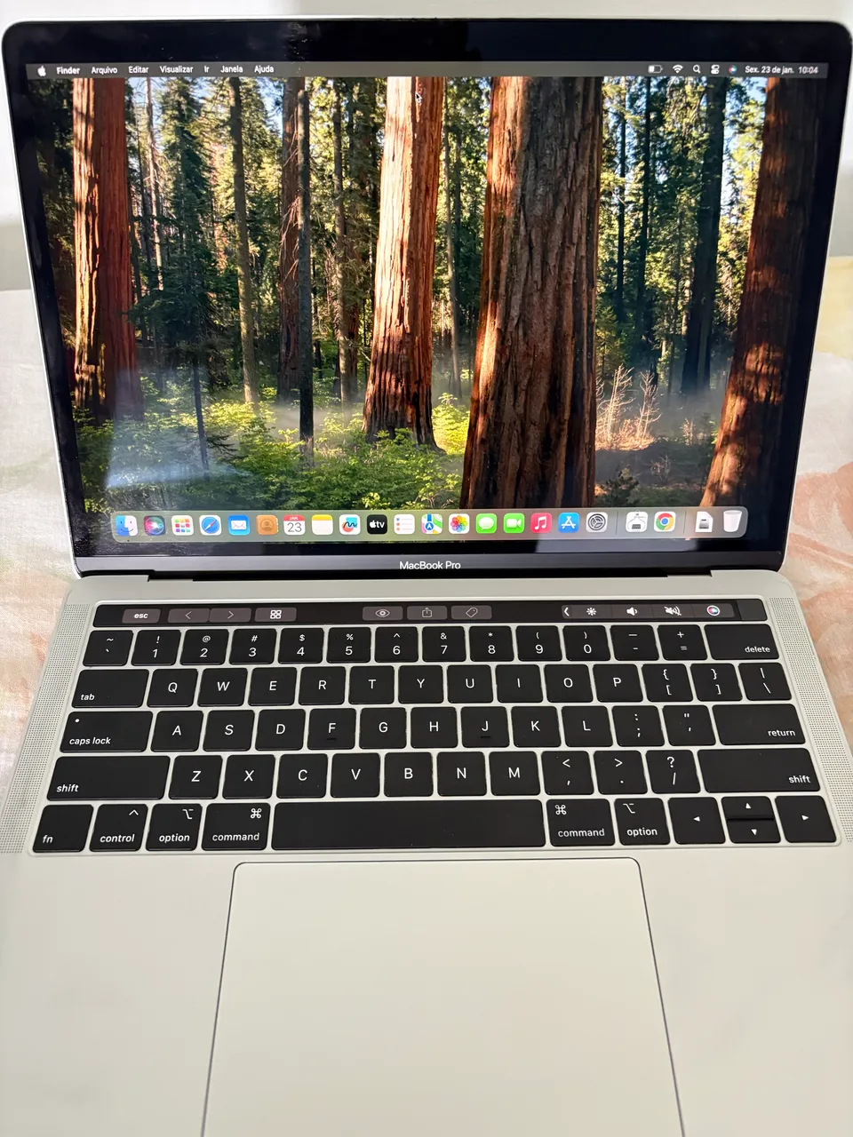 macbook pro 13 2019