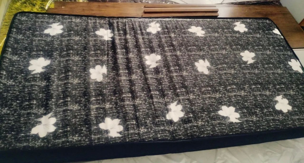Poltronas, colchão solteiro  - Foto 2