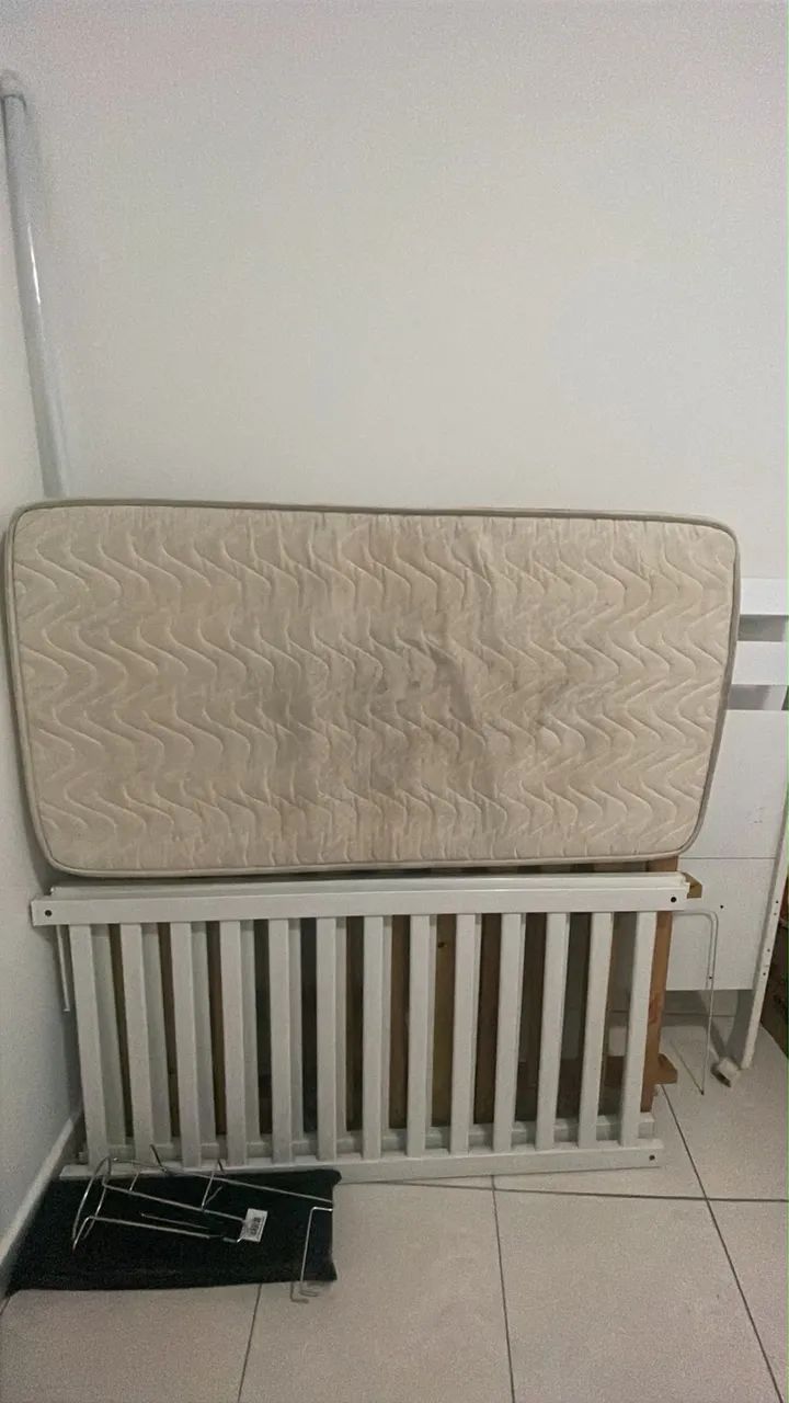Berço usado com colchão  - Foto 5