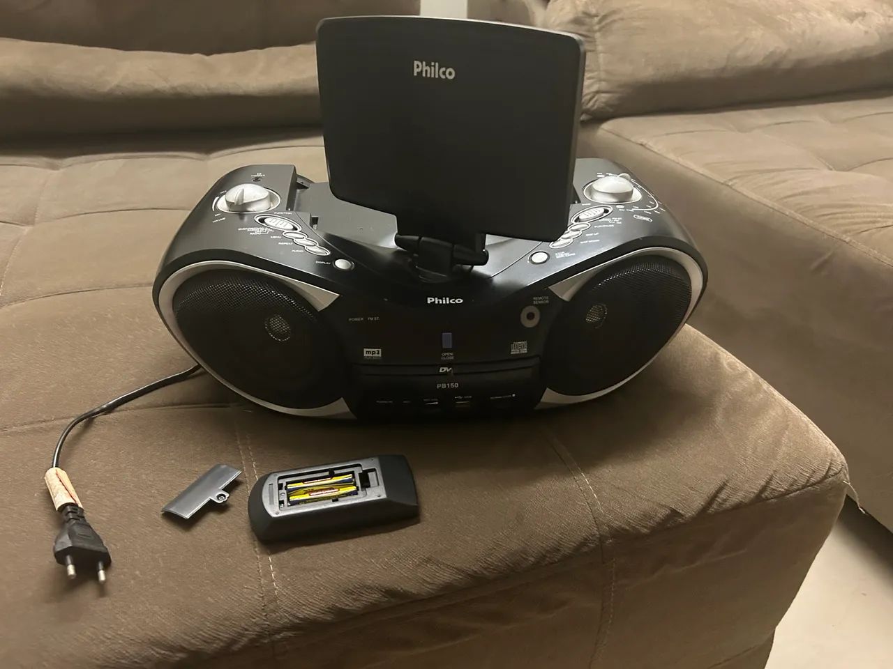 Som Philco pb150 CD , microfone ,  USB e as card , portátil  - Foto 4