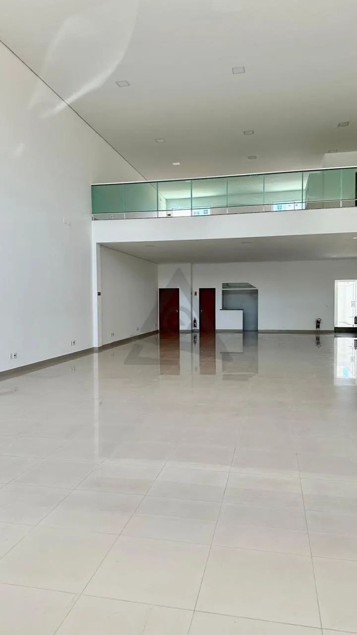Salão para alugar em Campinas, Cambuí, com 320 m² - Foto 2
