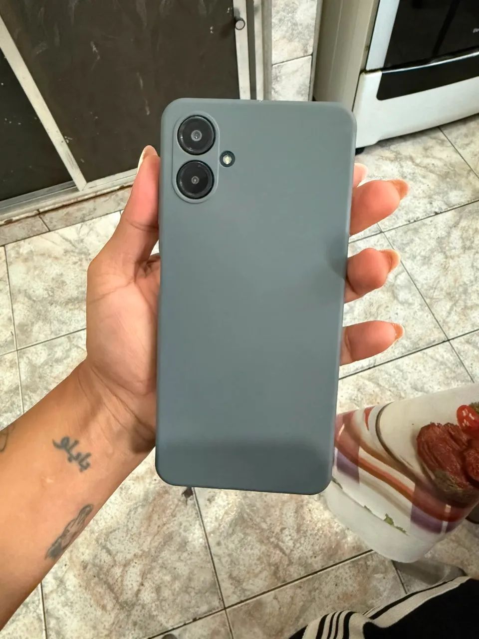 SAMSUNG A06 128gb - Foto 4