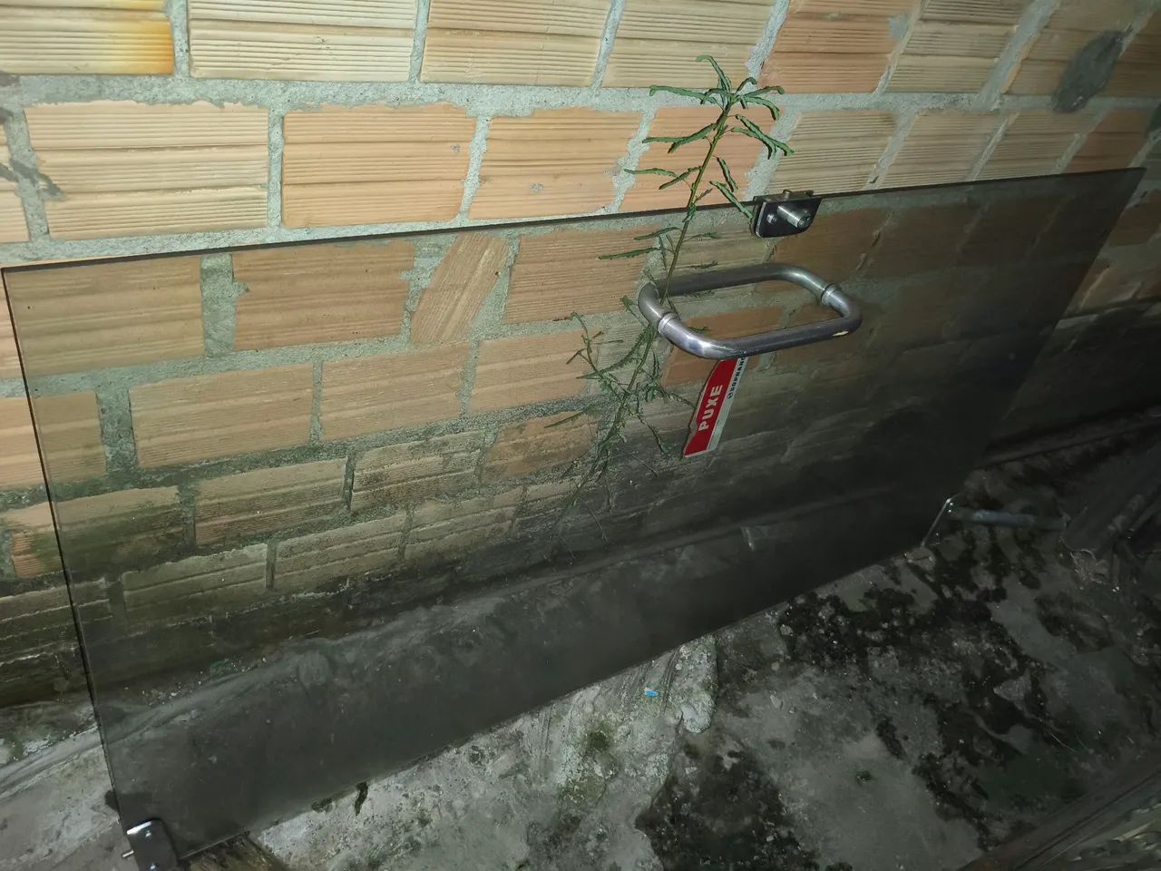Porta de vidro completa com pichador e pivos  - Foto 4