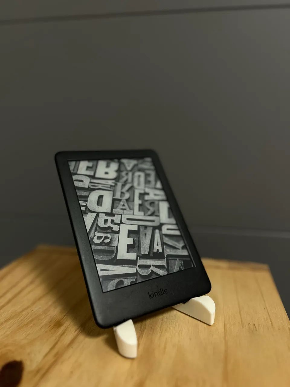 Kindle 10ª Geração 8GB + Capa + Pop Socket | Ótimo estado
