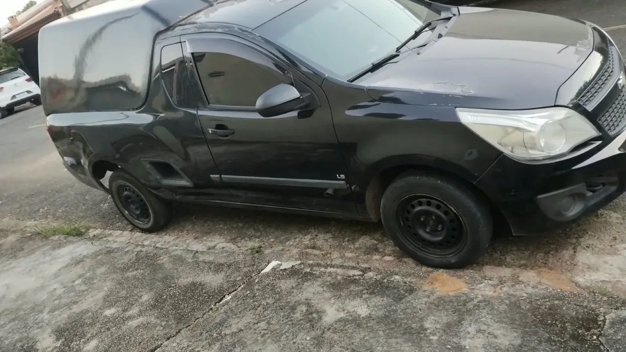 Chevrolet Montana LS 1.4 ECONOFLEX 8V 2P 2012