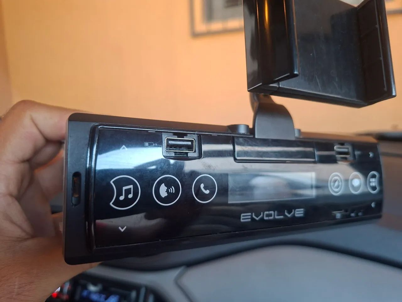 Som Automotivo Multilaser Evolve P3352 Usb Fm, Bluetooth, C/ Suporte  - Foto 3