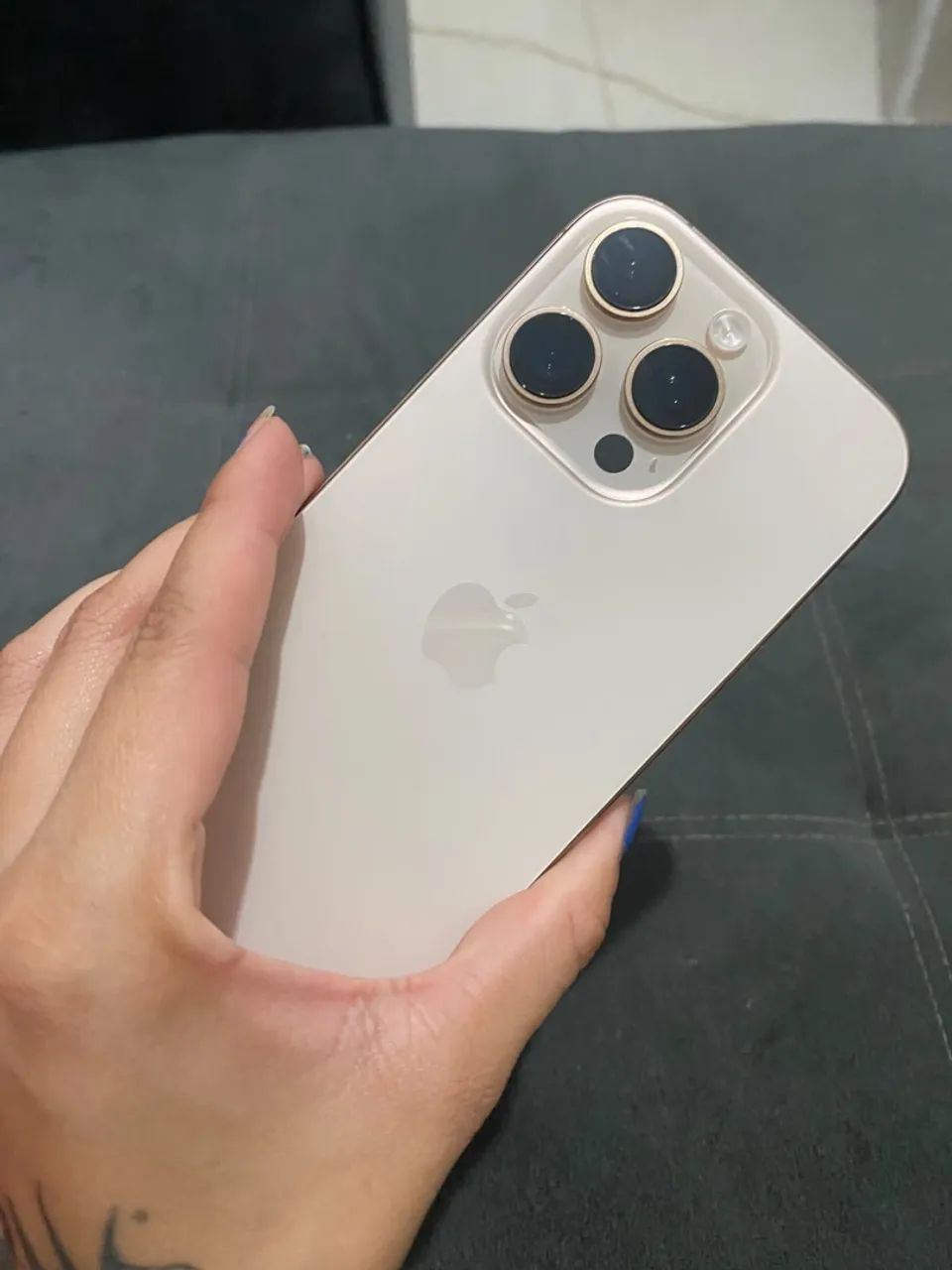 Iphone 16 pro 256gb bateria 99% - Foto 4
