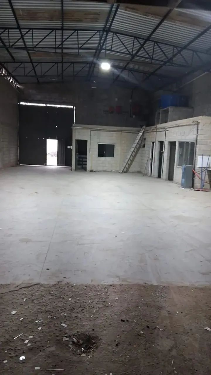 Galpão/Depósito/Armazém para aluguel com 380 metros quadrados em Praia - Contagem - Minas 