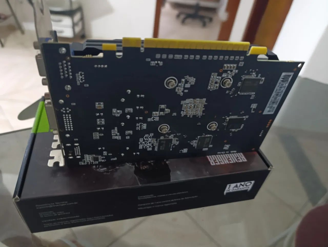 Placa de vídeo GT 740 - Foto 4