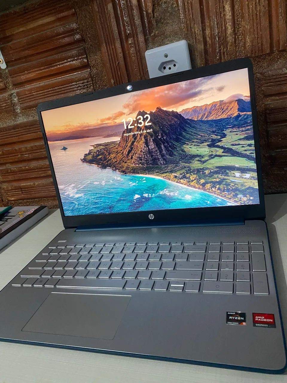 HP Laptop 15-db Ryzen 5 メモリ8GB SSD 256GB HP 15.6 Ryzen 5 8GB/256GB Laptop-Rose Gold ao Melhor Preço