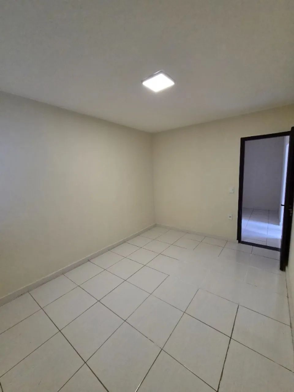Apartamento guara 1 com água, internet e IPTU inclusos - Foto 4