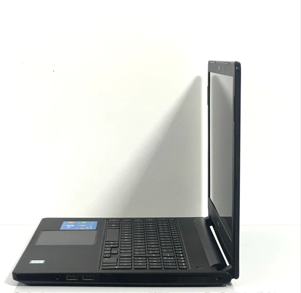 Notebook Dell Core i3-600U  12GB 256GB 15 polegadas  - Foto 3