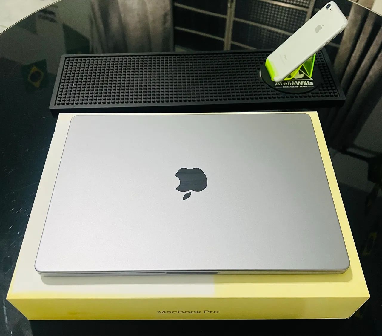 MacBook Pro M3 14-Intch 512GB 8RAM 
