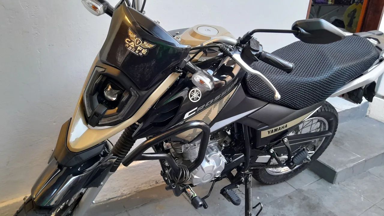 YAMAHA CROSSER EXTRA 2024
