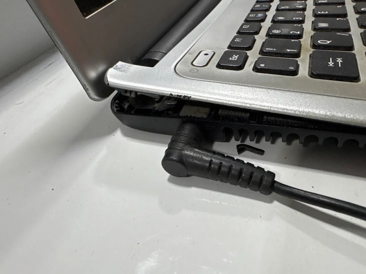 Notebook Acer i3 8gb - Foto 4