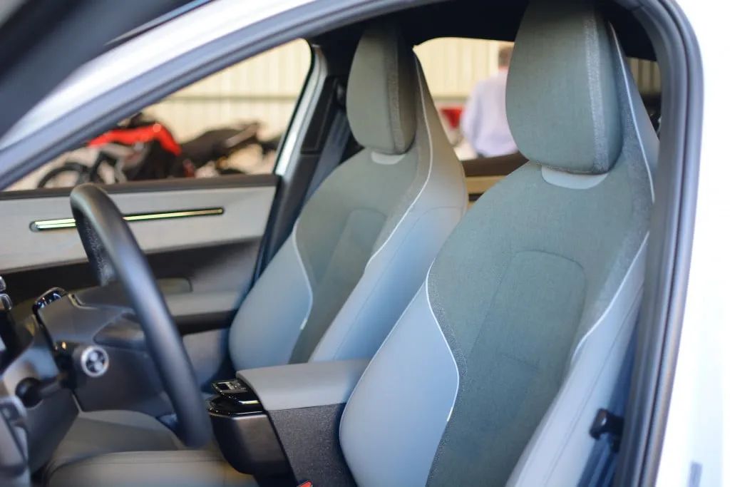 Volvo EX30 E60 Plus (elétrico) 2024 - Foto 4