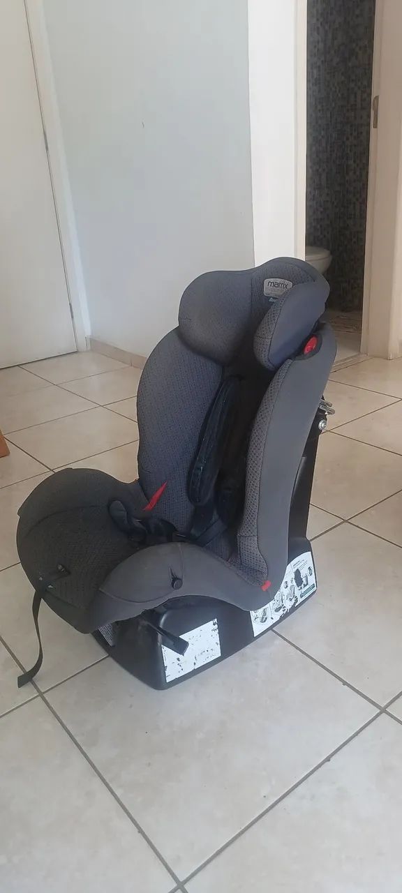 Cadeirinha infantil para carro / MATRIX EVOLUTION - Foto 3