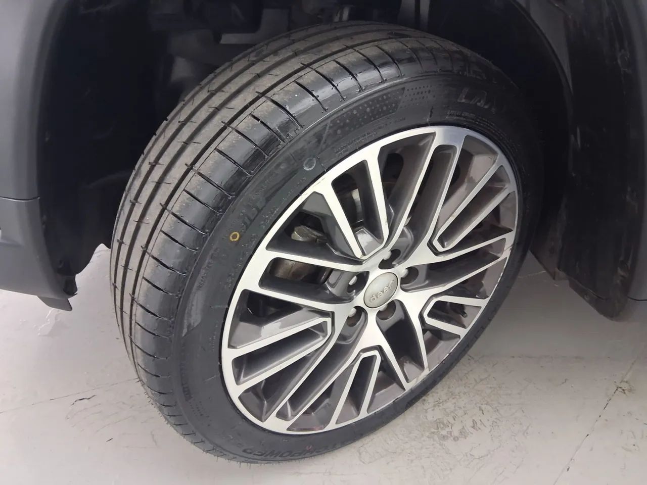 Jeep Compass LIMITED T270 1.3 TB 4x2 Flex Aut, foto 11 de 18