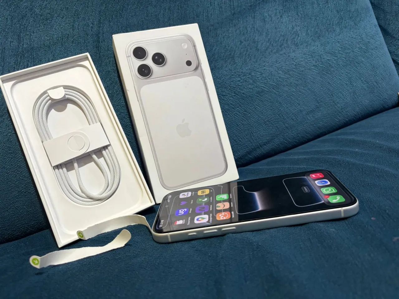 iPhone 17 Pro Max 256GB Silver (C/Nota) - Celulares e Smartphones