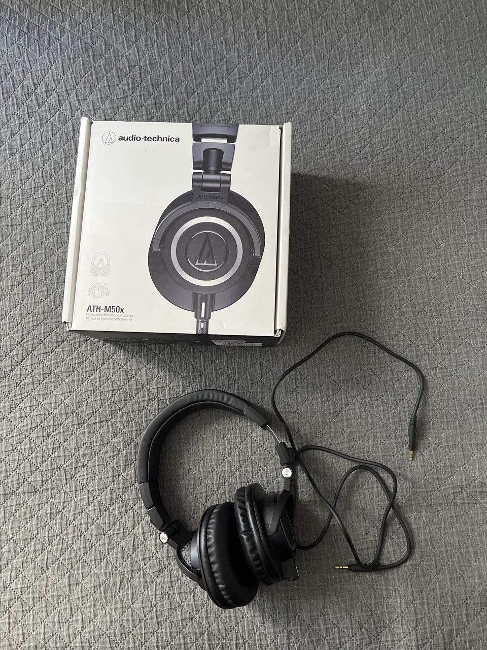 Fone de ouvido Audio Technica ATH-M50X - Foto 4