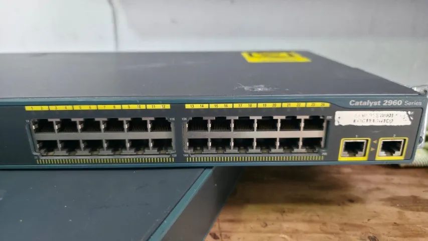 3 Switch Cisco Catalyst 2960 Series - Foto 4