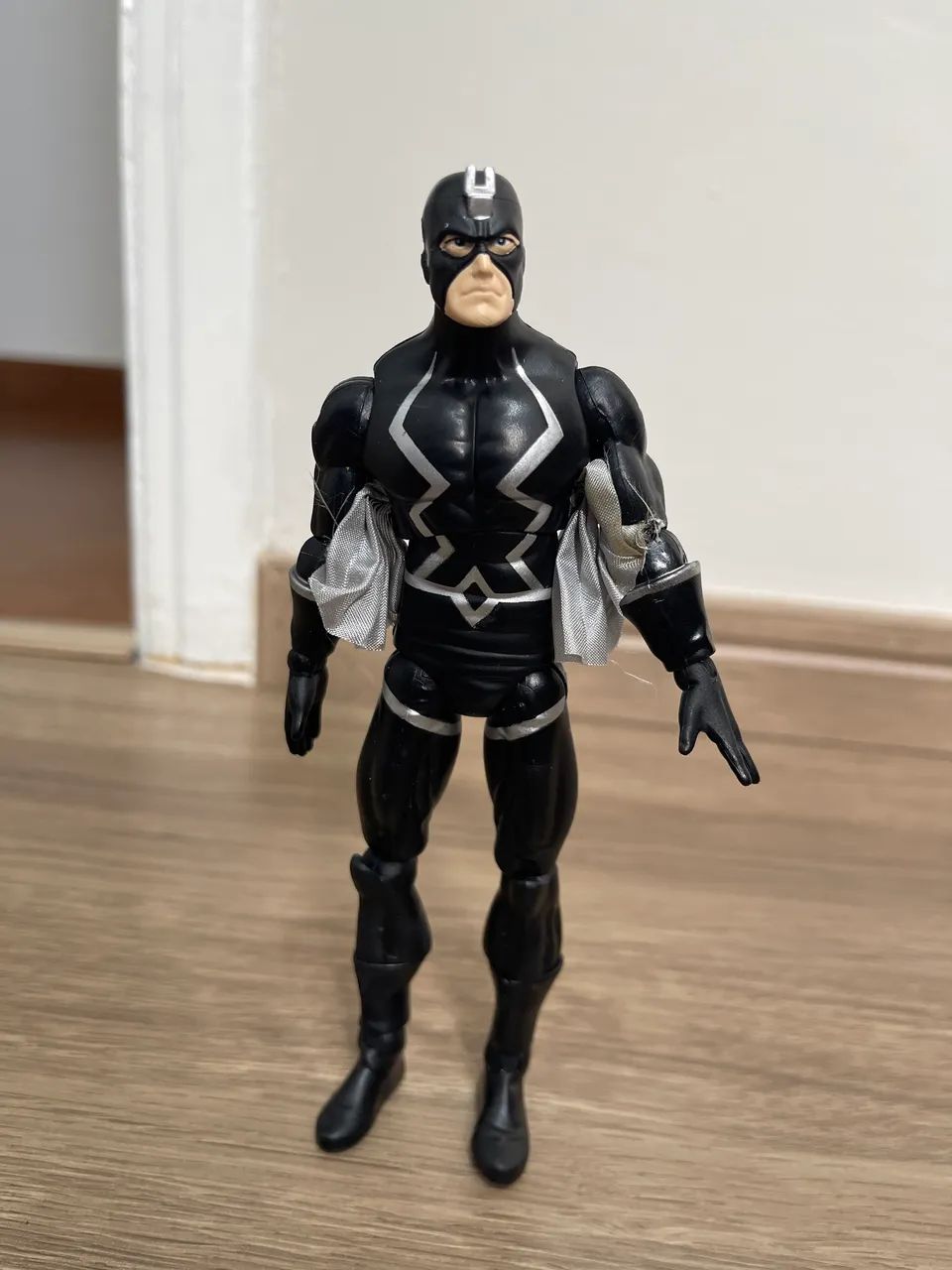 Raio Negro (Black Bolt) da linha Marvel Legends